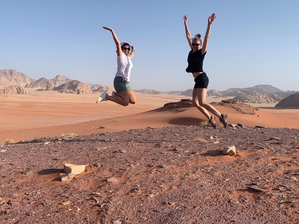 Moon City With Jeep Trips Wadi Rum Eksteriør billede