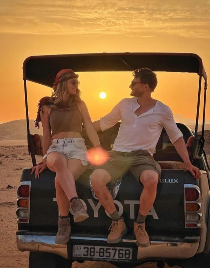 Moon City With Jeep Trips Wadi Rum Eksteriør billede
