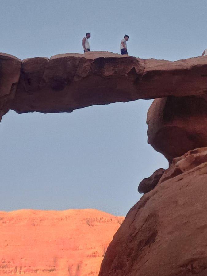 Moon City With Jeep Trips Wadi Rum Eksteriør billede