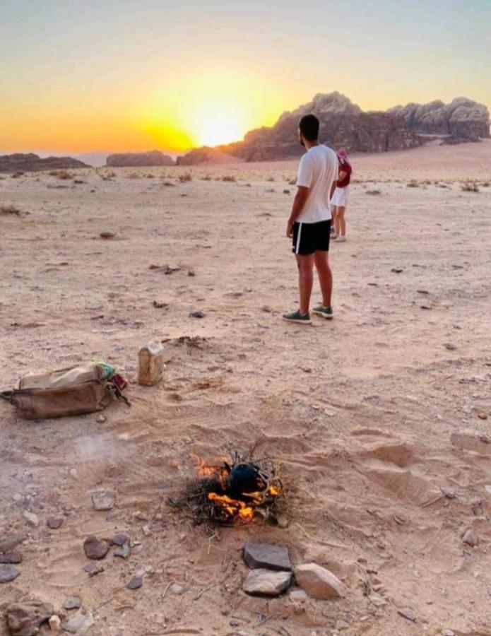Moon City With Jeep Trips Wadi Rum Eksteriør billede