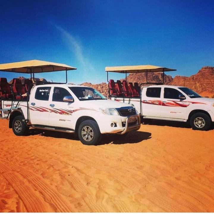 Moon City With Jeep Trips Wadi Rum Eksteriør billede