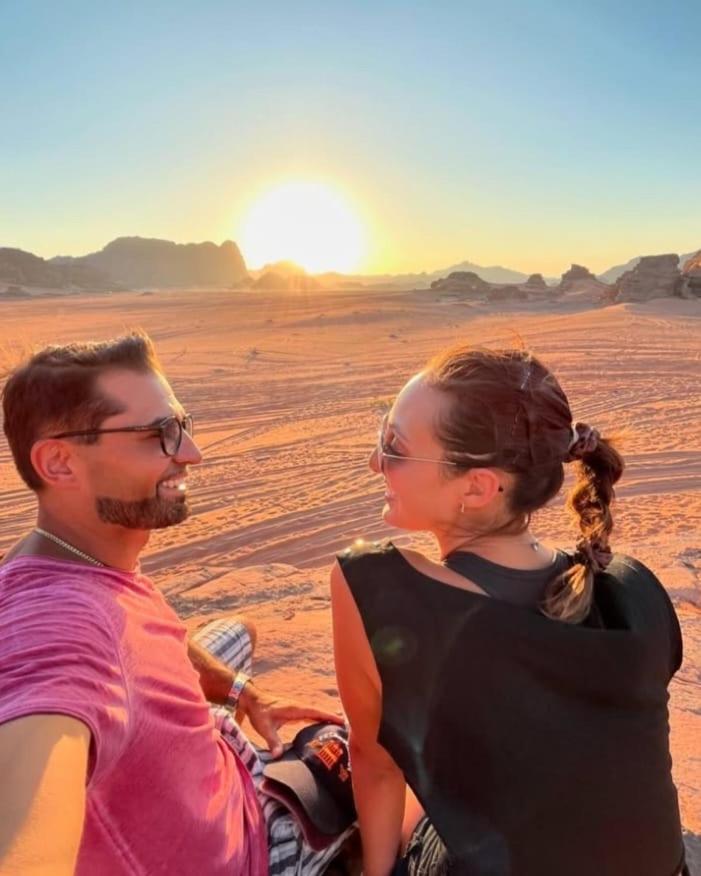 Moon City With Jeep Trips Wadi Rum Eksteriør billede
